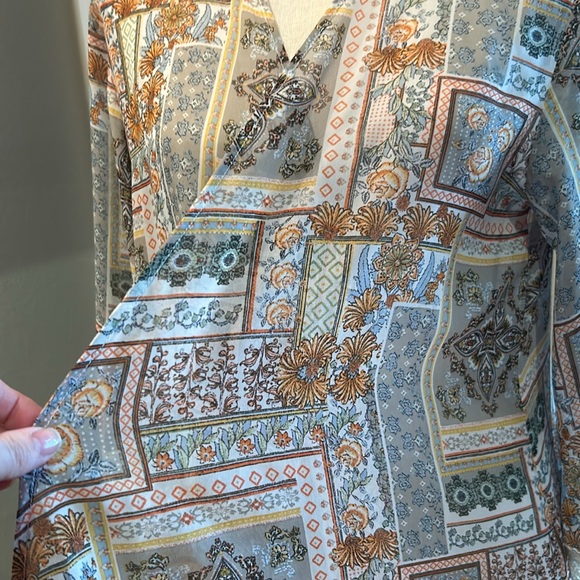 Fall Autumn Sheer Wrap Lace Hem - Picture 3 of 11